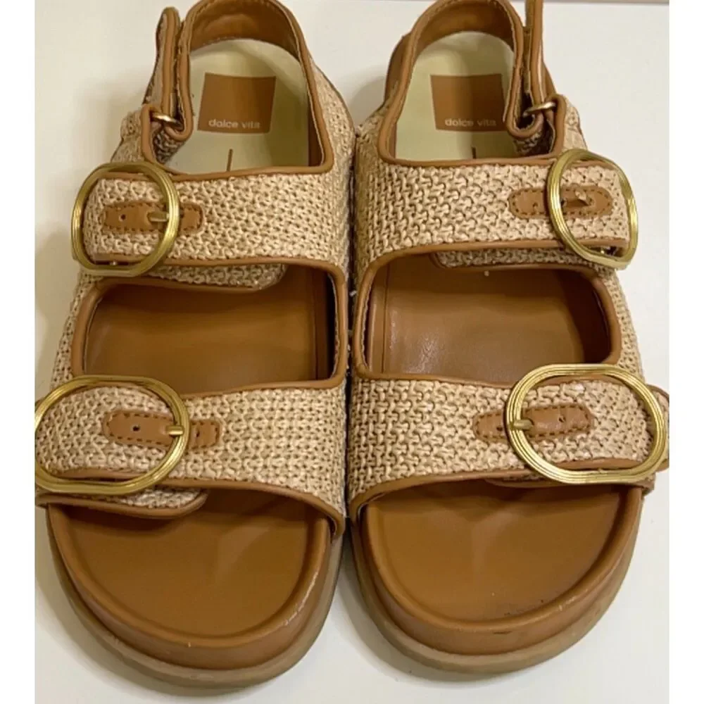 Dolce Vita Starla sandals. Size 8.5(W).